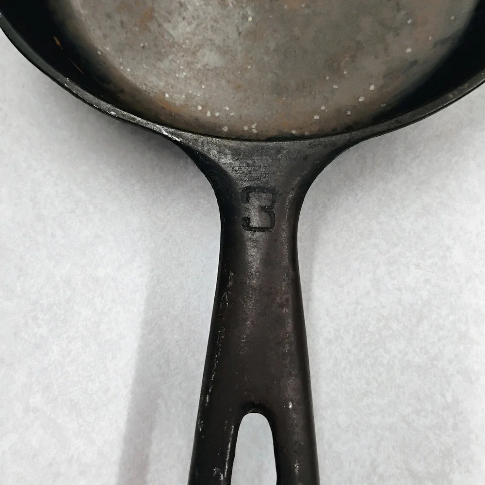 Griswold No 3 Cast Iron Skillet Small Logo Erie PA 709 K Vintage Frying Pan